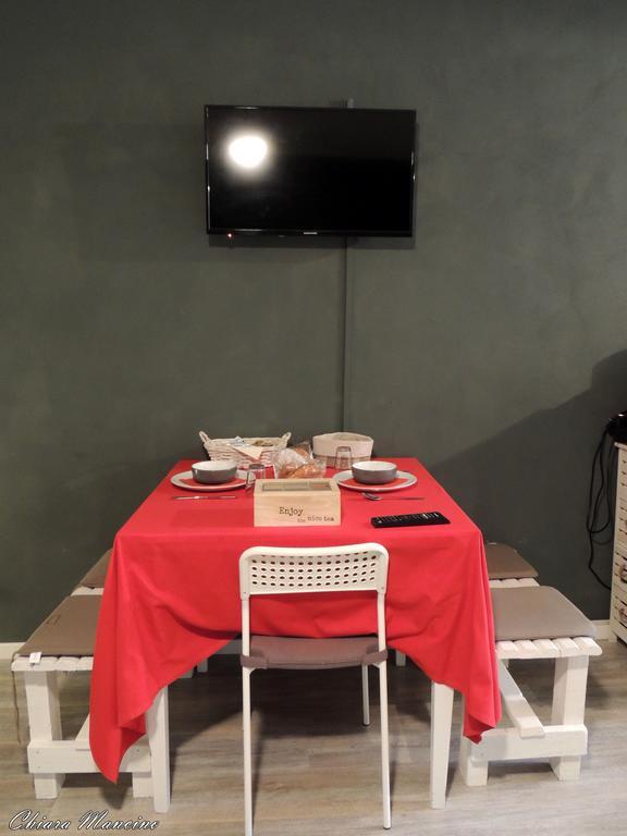 La Casa Del Colonnello Hotel Vercelli Luaran gambar